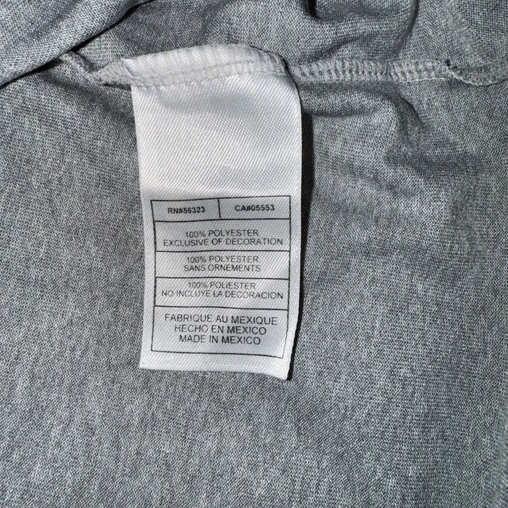 Nike Gray Long Sleeve Performance Top Size L